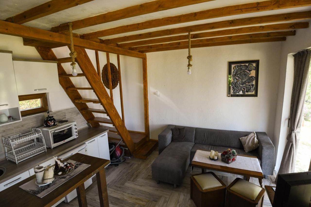Cece'S Home Mavrovo Exterior foto